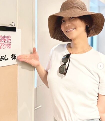 帽子をかぶっている氷川きよし