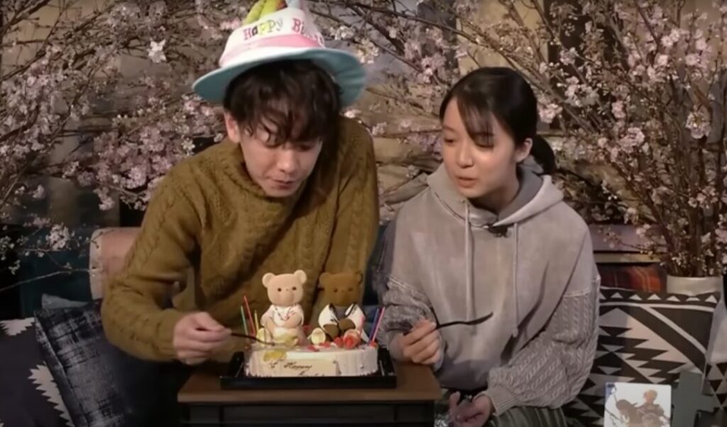 佐藤健と上白石萌音の共演シーン